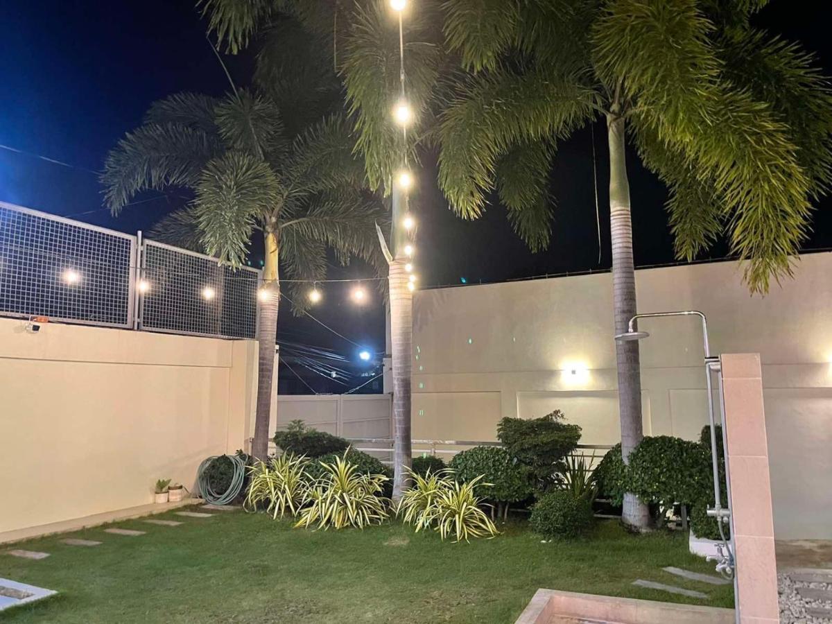 Ezekiel'S Private Hot Spring Resort Calamba  Exterior photo