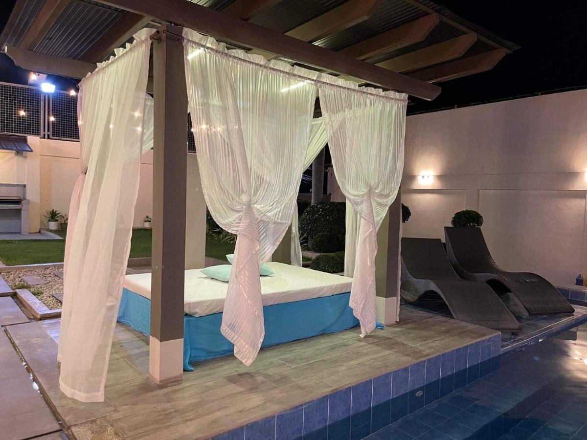 Ezekiel'S Private Hot Spring Resort Calamba  Exterior photo