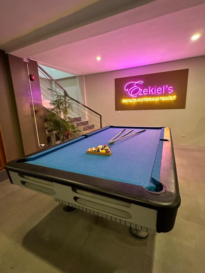 Ezekiel'S Private Hot Spring Resort Calamba  Exterior photo